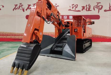 履帶式扒渣機(jī)的特點(diǎn)是什么呢？這五點(diǎn)了解下！